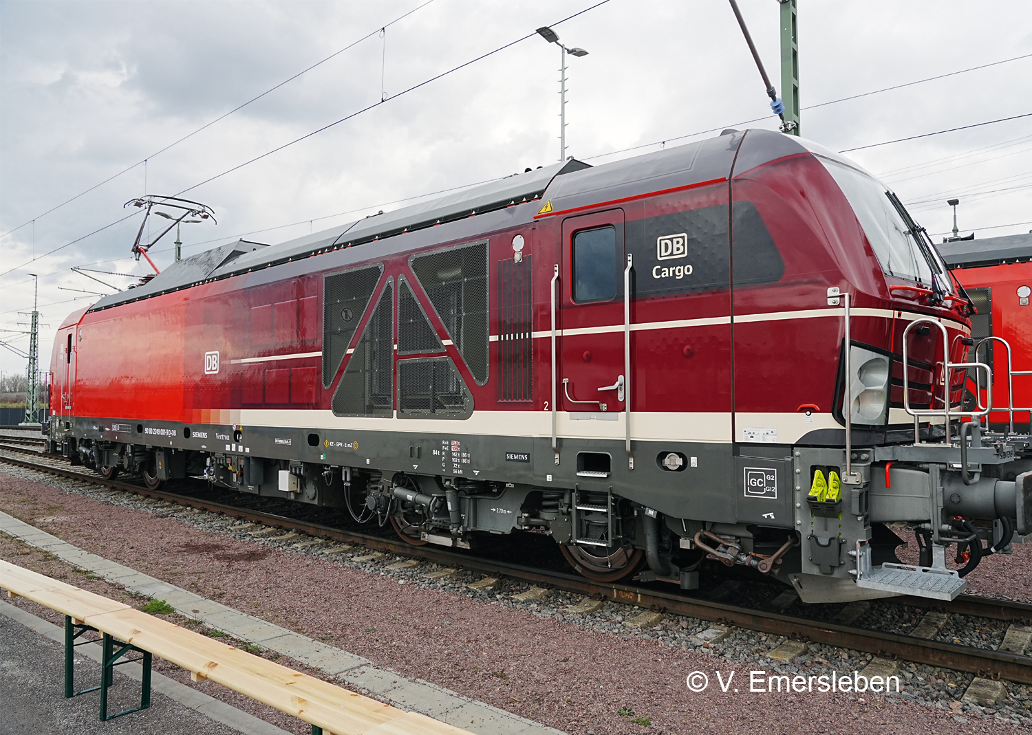 Märklin 39293 - BR249 Vectron DM, BR 249,DB AG, VI / Zweikraftlokomotive Baureihe 249